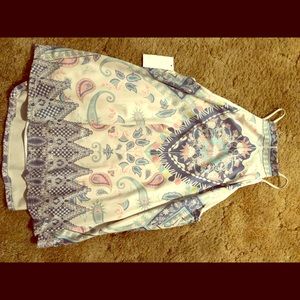 White top with design